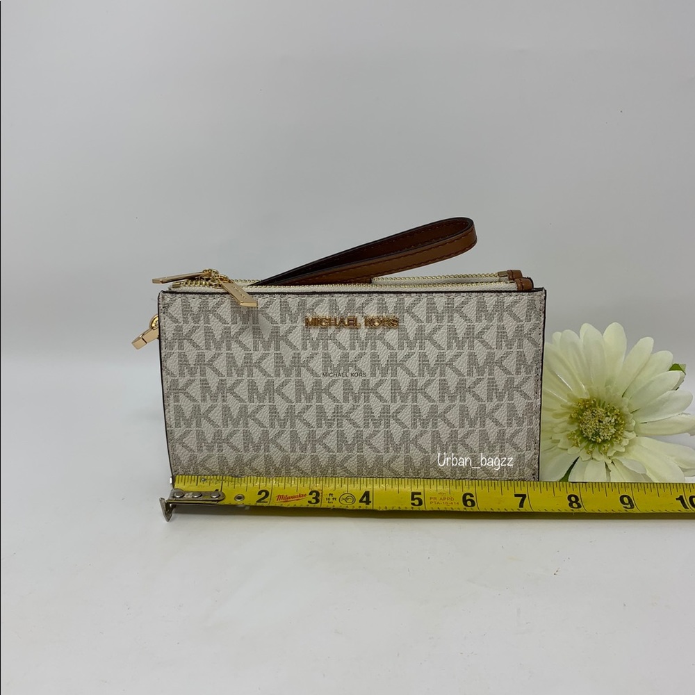 Michael Kors Large Double Zip Wristlet Wallet - Picture 2 of 10